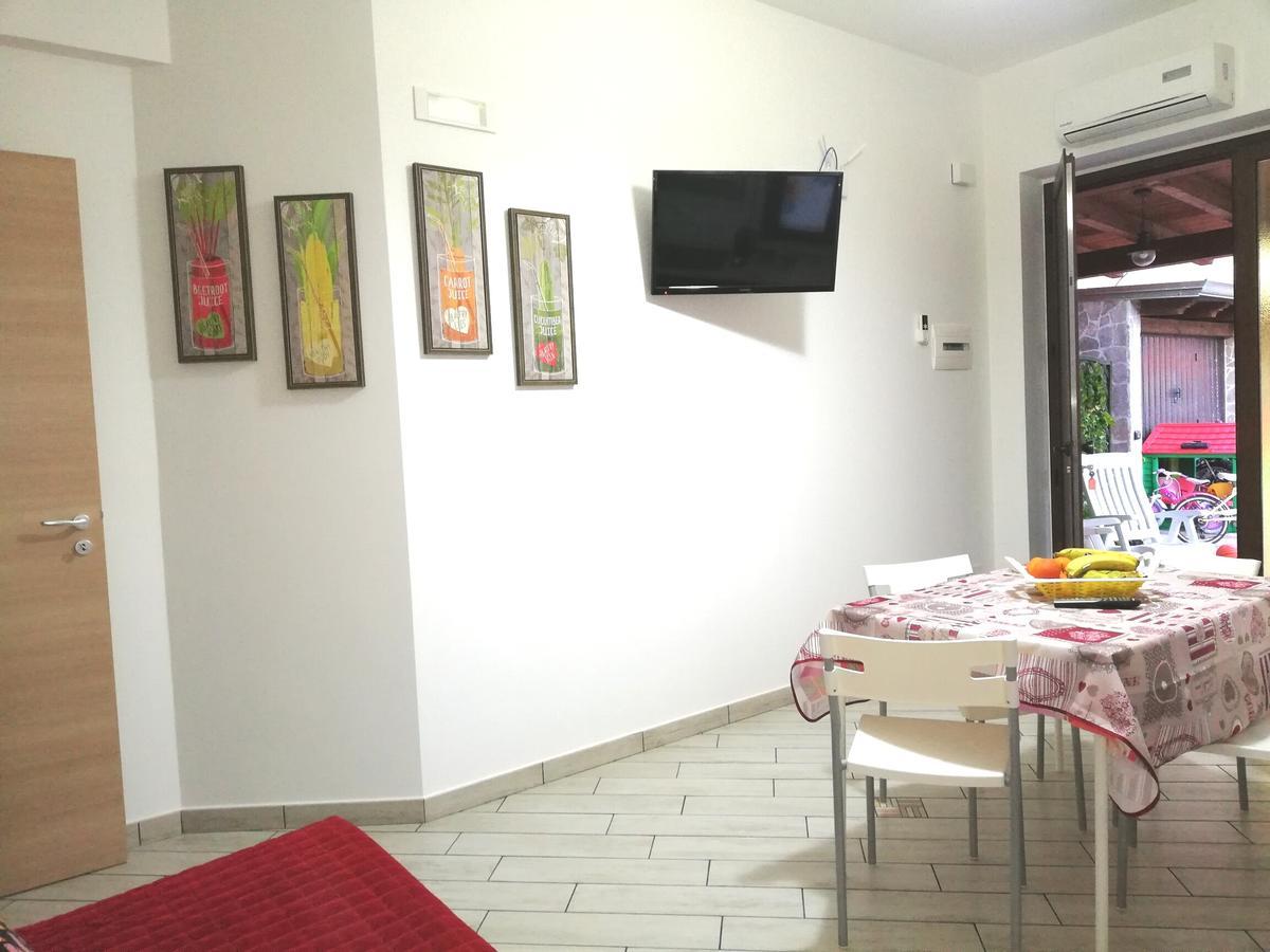 Capo D'Orlando Apartments Kültér fotó