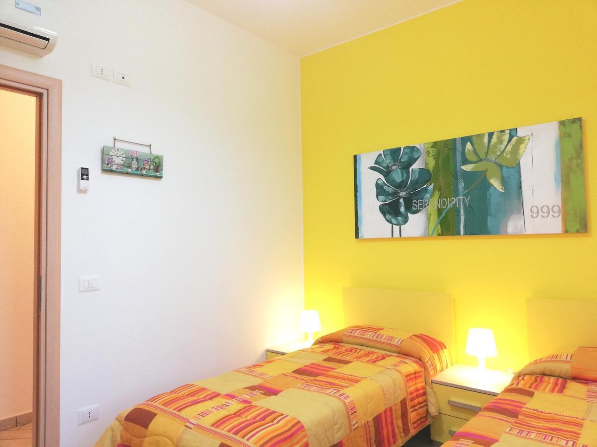 Capo D'Orlando Apartments Kültér fotó